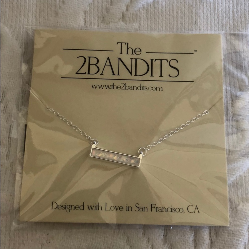 The 2bandits Athens necklace